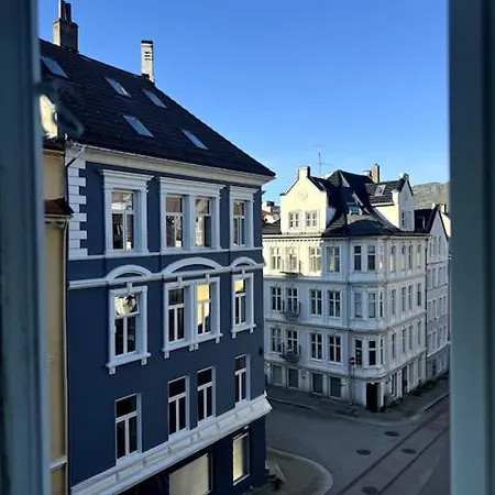 Apartment Pen Toppleilighet Midt I Sentrum