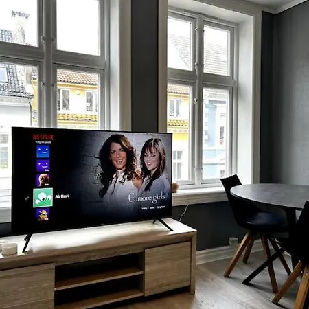 Pen Toppleilighet Midt I Sentrum * Bergen