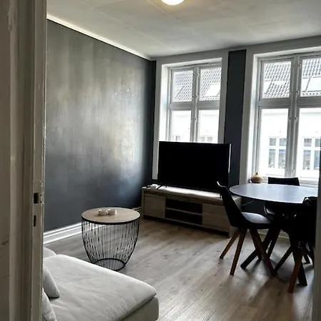 Pen Toppleilighet Midt I Sentrum شقة *